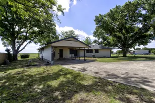200 Southard Dr, Italy, TX 76623 - Photo 4