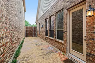 224 Carrington Ln, Lewisville, TX 75067 - Photo 32