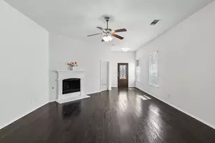 10212 Bennet Dr, McKinney, TX 75072 - Photo 6