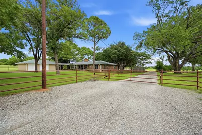 1252 County Road 167, Whitesboro, TX 76273 - Photo 30