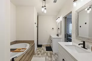 400 Stone Mountain Ct, Cresson, TX 76035 - Photo 22
