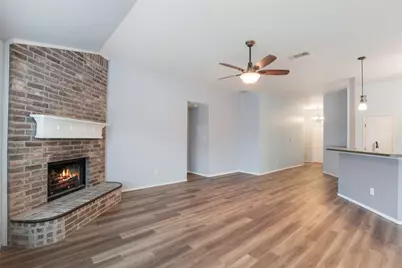 112 Bridlewood Street, Azle, TX 76020 - Photo 8