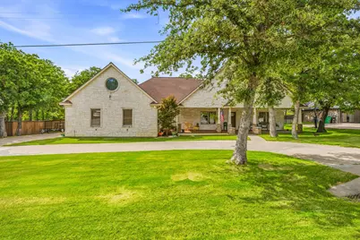 1085 Walking Horse Drive, Stephenville, TX 76401 - Photo 2