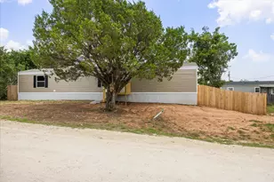 2307 Cedarwood Trail, Granbury, TX 76048 - Photo 26