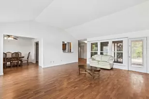 821 Bronco Ln, Plano, TX 75023 - Photo 6