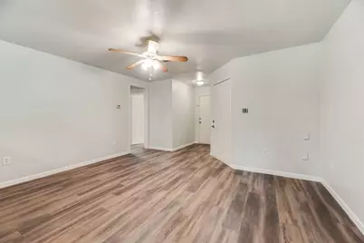 2526 Exeter Avenue, Dallas, TX 75216 - Photo 6