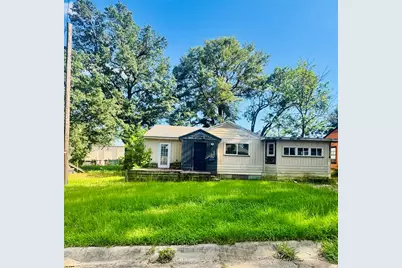 1434 Margaret Street, Paris, TX 75460 - Photo 1
