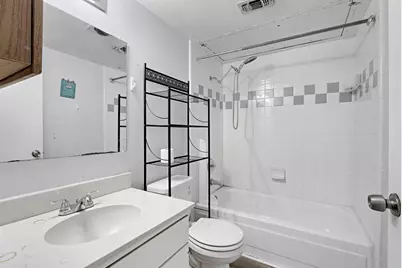 11926 Leisure Drive, Dallas, TX 75243 - Photo 14