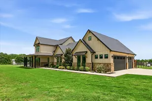 6020 Honeysuckle Rd, Midlothian, TX 76065 - Photo 2