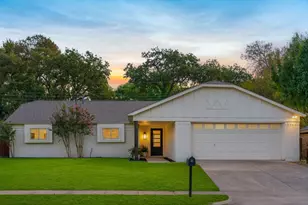 2212 Mountainview Dr, Hurst, TX 76054 - Photo 2