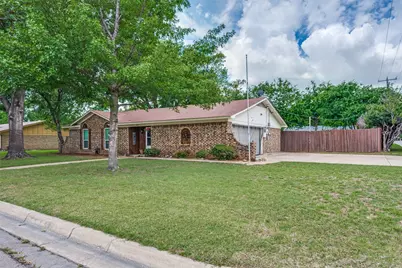 4325 Keeter Drive, North Richland Hills, TX 76180 - Photo 2