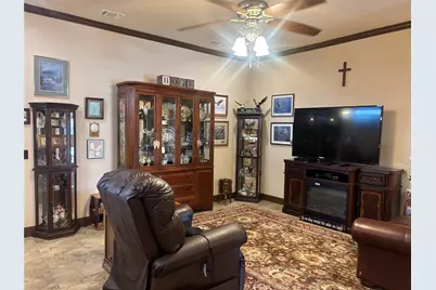 310 Donna Circle, Granbury, TX 76049 - Photo 4