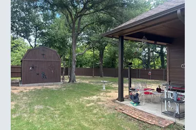 310 Donna Circle, Granbury, TX 76049 - Photo 32