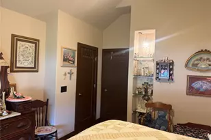 310 Donna Cir, Granbury, TX 76049 - Photo 26