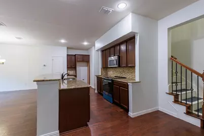 394 Teague Drive, Lewisville, TX 75067 - Photo 12