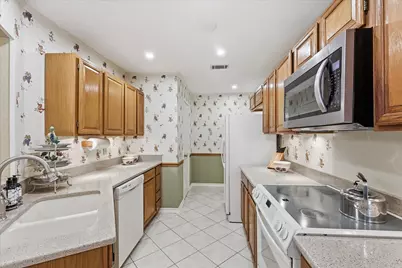 18095 Whispering Gables Lane, Dallas, TX 75287 - Photo 22