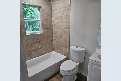 2901 Silkwood Street, Dallas, TX 75215 - Photo 10
