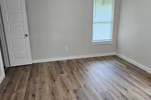 2901 Silkwood St, Dallas, TX 75215 - Photo 6