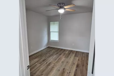2901 Silkwood Street, Dallas, TX 75215 - Photo 8