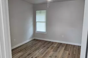 2901 Silkwood St, Dallas, TX 75215 - Photo 8