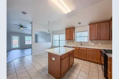 8540 Cactus Patch Way, Fort Worth, TX 76131 - Photo 4