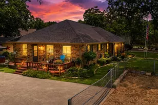 102 Misty Glen Cir, Gun Barrel City, TX 75156 - Photo 1
