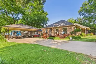 102 Misty Glen Cir, Gun Barrel City, TX 75156 - Photo 2