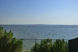 1846 Bayfront Dr, Dallas, TX 75051 - Photo 18