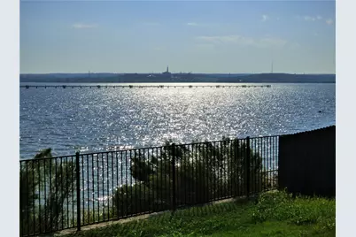 1846 Bayfront Drive, Dallas, TX 75051 - Photo 20