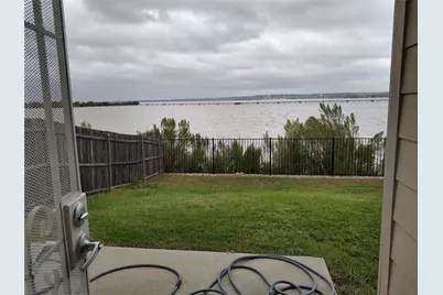 1846 Bayfront Drive, Dallas, TX 75051 - Photo 16