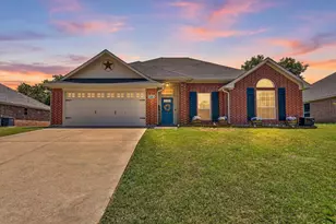 309 Catherine Street, Joshua, TX 76058 - Photo 4