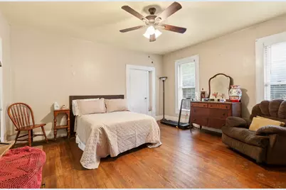 908 N Winnetka Avenue, Dallas, TX 75208 - Photo 12