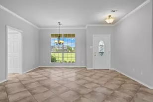 697 Meadowview Cir, Van Alstyne, TX 75495 - Photo 4