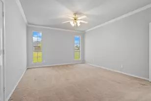 697 Meadowview Cir, Van Alstyne, TX 75495 - Photo 12