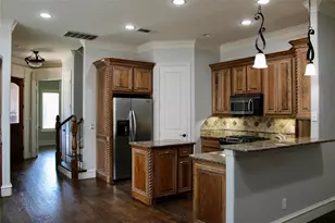 5151 Miller Ave, Dallas, TX 75206 - Photo 6