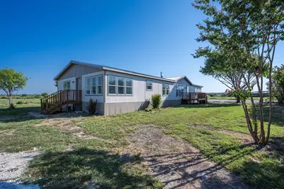 5728 N Sunchase Drive, Granbury, TX 76049 - Photo 26