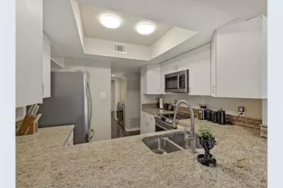 3139 Golden Oak, Farmers Branch, TX 75234 - Photo 14
