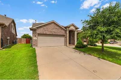 2400 Canyon Wren Lane, Fort Worth, TX 76244 - Photo 2