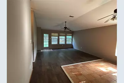 9321 Vernon Court, McKinney, TX 75071 - Photo 8