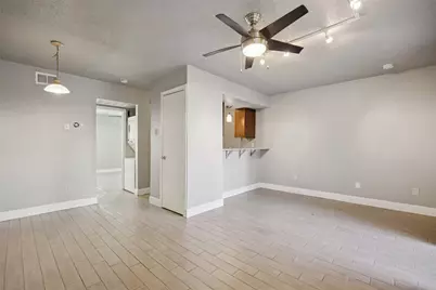 1503 N Garrett Avenue #111, Dallas, TX 75206 - Photo 8