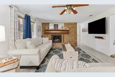 1608 Wade Drive, Bedford, TX 76022 - Photo 10