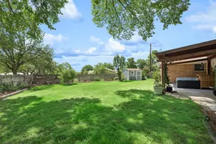 1608 Wade Dr, Bedford, TX 76022 - Photo 4