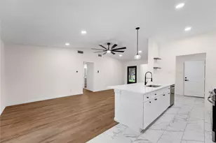 8616 Flicker Ln, Dallas, TX 75238 - Photo 4