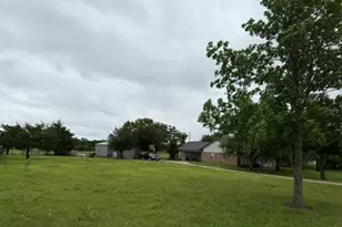 1101 N Atkins Dr, Celeste, TX 75423 - Photo 2