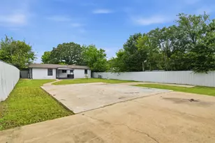 746 Quietwood Dr, Dallas, TX 75253 - Photo 24