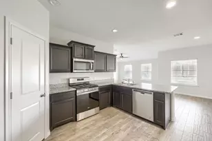 8053 Muddy Creek Dr, Fort Worth, TX 76131 - Photo 10