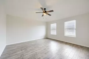 8053 Muddy Creek Dr, Fort Worth, TX 76131 - Photo 4