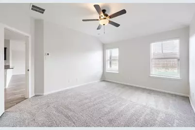 8053 Muddy Creek Drive, Fort Worth, TX 76131 - Photo 14