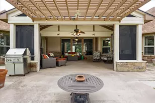 1011 Sunset Bay Ct, Granbury, TX 76048 - Photo 26