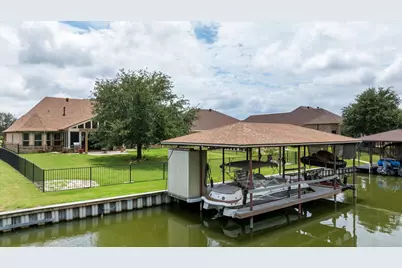1011 Sunset Bay Court, Granbury, TX 76048 - Photo 2
